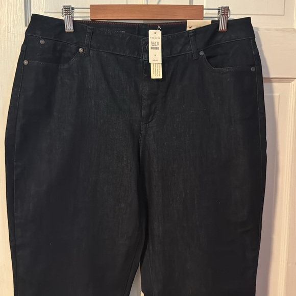 Talbots NWT Slim Ankle Curve Jeans Dark Wash Size 16/33 - Picture 2 of 11